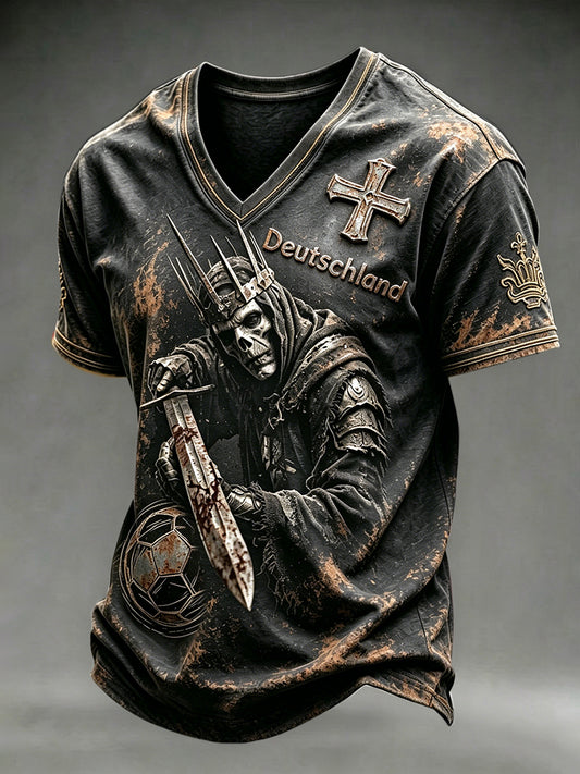 Herren-T-Shirt mit V-Ausschnitt, lässig, bedruckt mit deutschem Fußball-Skelett-Ritter im Dark-Style