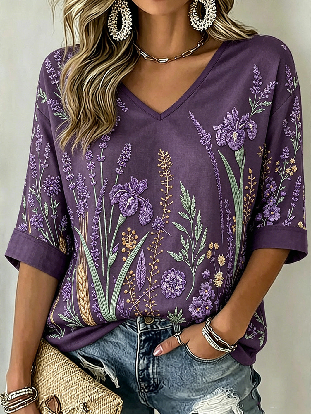 Damen-T-Shirt mit V-Ausschnitt, lila Pflanzen muster, bedrucktes, mittellanges Ärmel