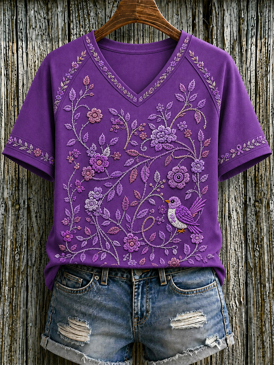 Damen-T-Shirt mit violetter Blumen- und Kolibri-Print-Aufschrift zur Sensibilisierung für Alzheimer, V-Ausschnitt